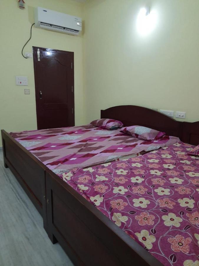 Raghavi Tourist Home Kanyakumari Exterior photo